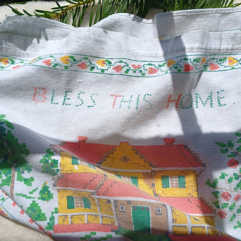 American Vintage 'Bless This Home' Kitchen Towel - Multicolor